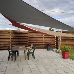 Terrasse avec palissade en 27x150